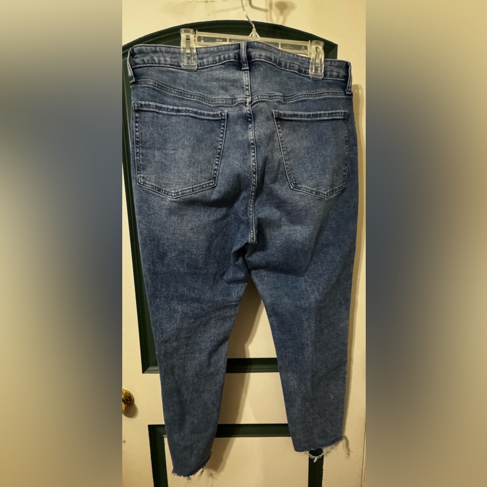 Old Navy OG Straight High Rise Jeans Size 18 - Picture 3 of 3